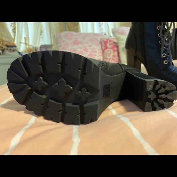 Aldo Ankle Boots - Picture 4 of 4